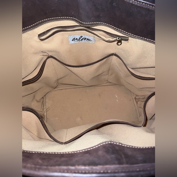 Arloom | Handmade in Guatemala Leather Large Tote Bag - Picture 11 of 16